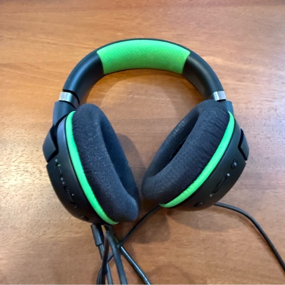 SOLD Xbox Controller Razer Headset Gaming Stickers Accessories Bundle Untested - Picture 10 of 16